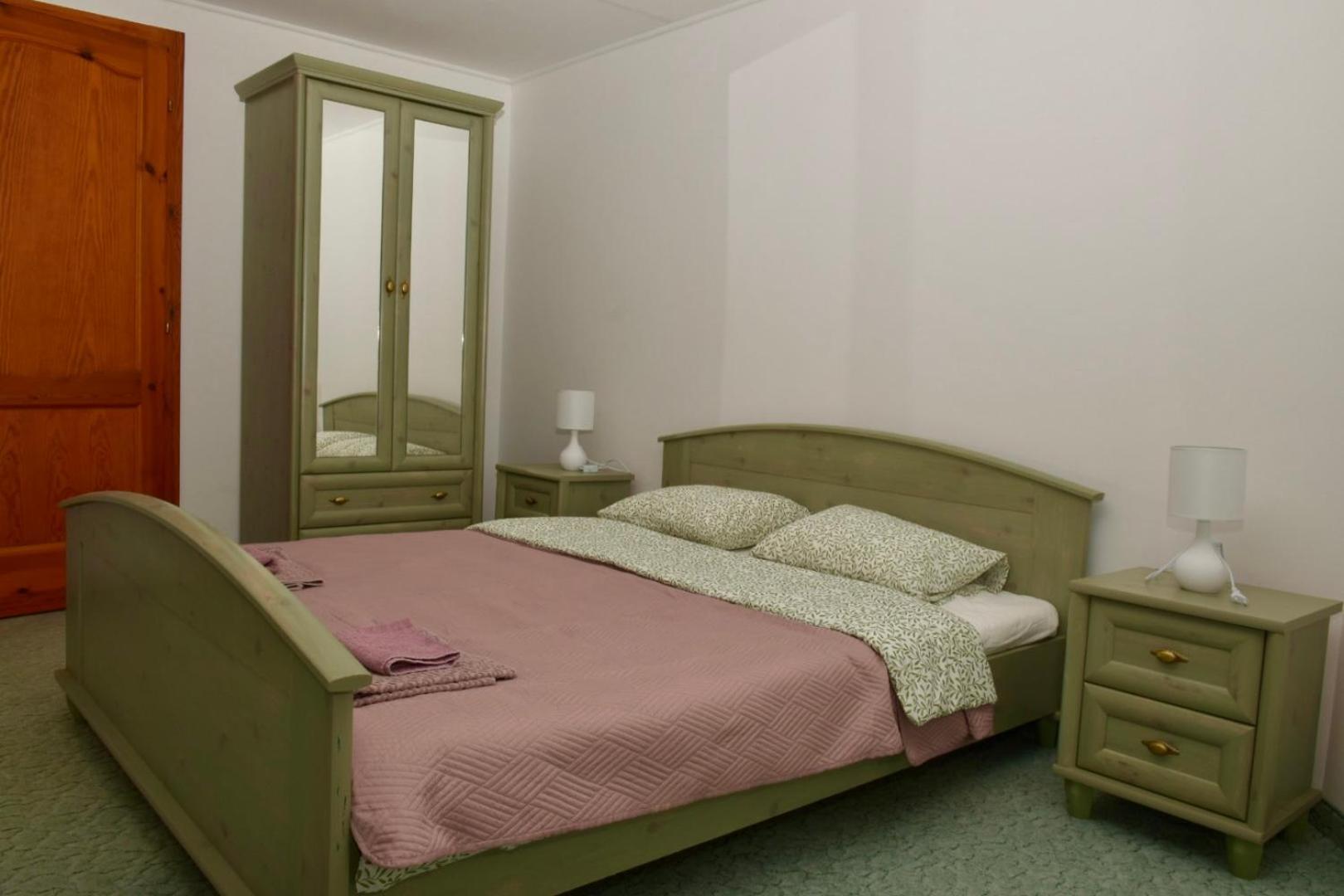 Eden Panzio Aparthotel Buk Ngoại thất bức ảnh